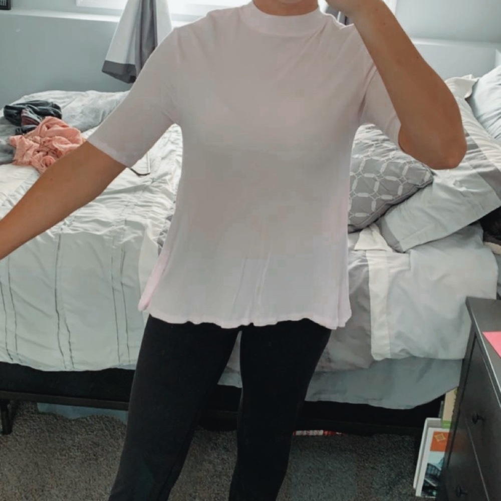 Flowy short sleeve
